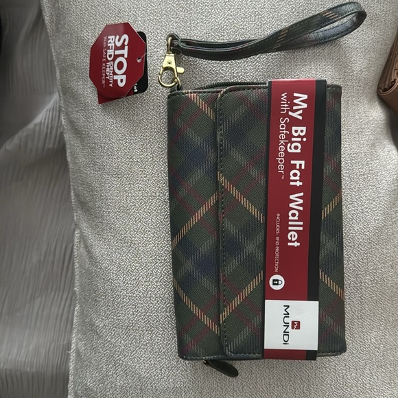 Mundi wallets for ladies - Picture 2 of 4